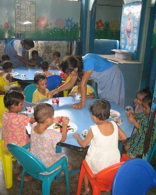 Pensamiento simiente 2 diciembre 2011: volved la mirada a los astros, a vuestros hermanos