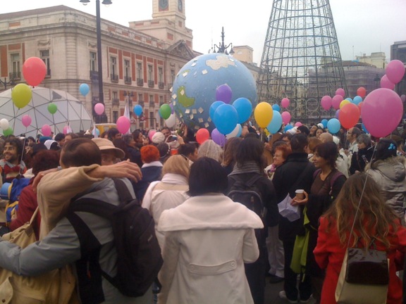 Caminata silenciosa que confluyó en la Puerta del Sol de Madrid