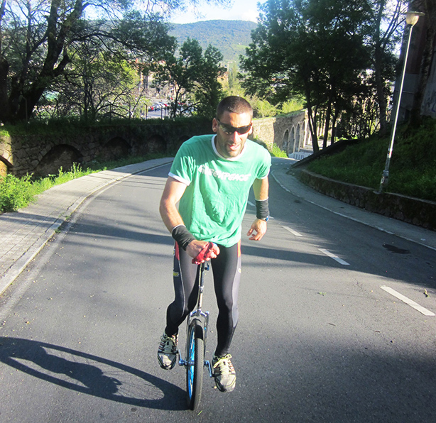 + Solidario: subida al Anglirú en monociclo el domingo 12 de mayo