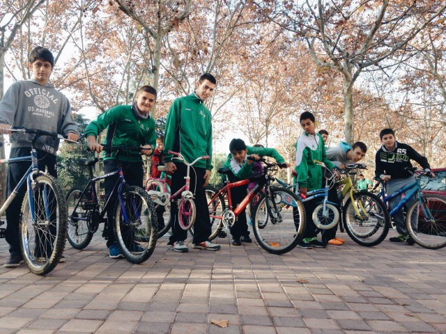 Bicis para la Vida entrega bicicletas en el Colegio ‘Los Álamos’