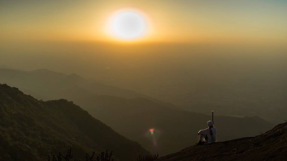 Pensamiento simiente 15 febrero 2016: tu eres el alma, la roca que aguanta sin menoscabo todos los embates
