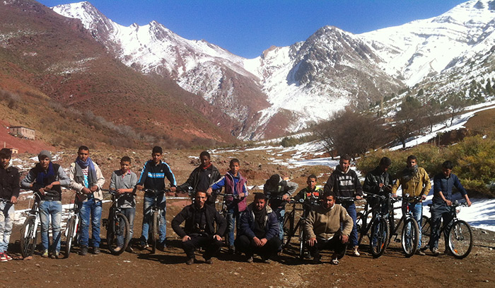 Segunda entrega de bicis en el Valle Tessaut
