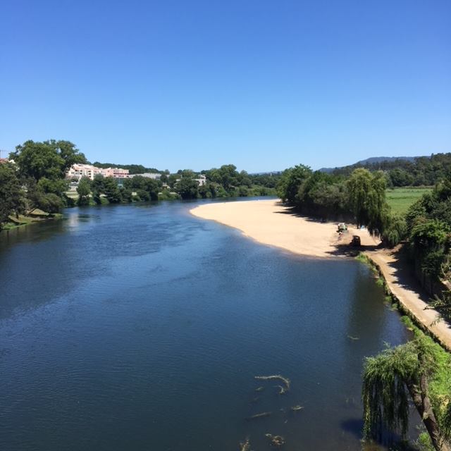 Pensamientos de julio: es bueno salir a buscar un lugar de paz para orar y meditar
