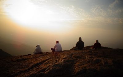 Pensamientos de octubre: mantener vuestro pensamiento en el mundo divino